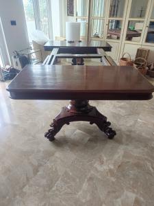 Extendable mahogany table
